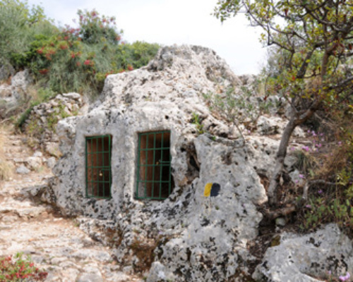 DITIKI-MANI-AtHellas.gr- ΑΞΙΟΘΕΑΤΑ-Οι Τάφοι των Διόσκουρων, Καρδαμύλη
