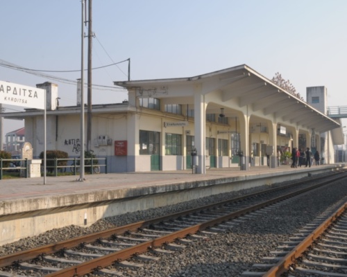 KARDITSA-AtHellas.gr-Σιδηροδρομικός σταθμός
