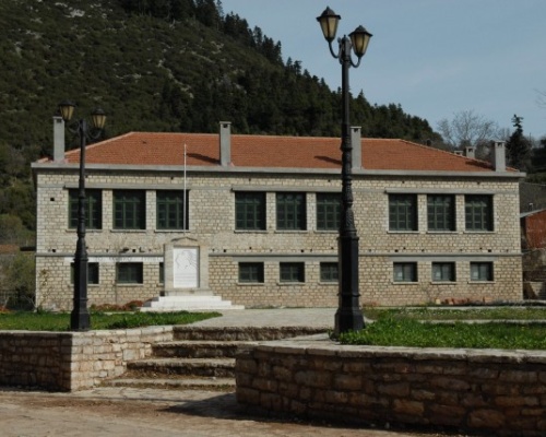 KARPENISSI-AtHellas.gr-Μουσείο Εθνικής Αντίστασης Κορυσχάδων